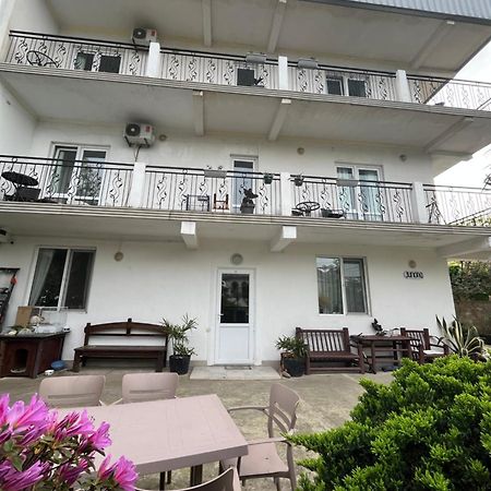 Guest House Junona Makhinjauri Exteriér fotografie